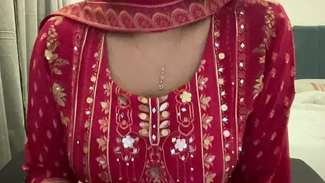 Snapshot of Wild_Fantasy_7 chatting on 01/14/25, 07:43 Wild Fantasy 7 online show from 01/14/25, 07:43