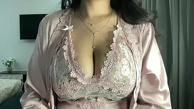 Snapshot of Wild_Fantasy_7 chatting on 11/02/25, 08:55 Wild Fantasy 7 online show from 11/02/25, 08:55