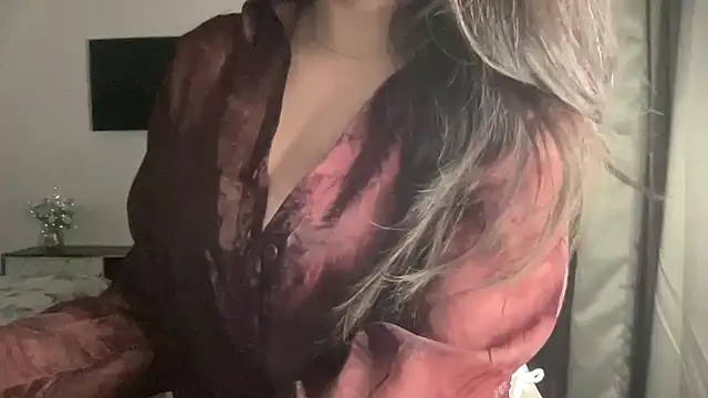 Snapshot of Wild_Fantasy_7 chatting on 11/07/25, 07:58 Wild Fantasy 7 online show from 11/07/25, 07:58