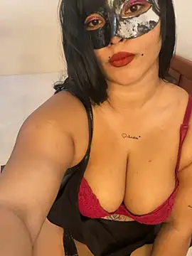 Snapshot of thushani24 chatting on 01/19/26, 09:35 thushani24 online show from 01/19/26, 09:35