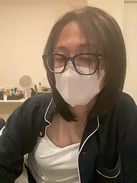 Snapshot of mel__mel chatting on 03/28/26, 02:16 mel mel online show from 03/28/26, 02:16