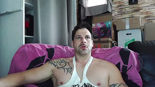 XxBigboybandxX online show from 03/10/26, 02:55