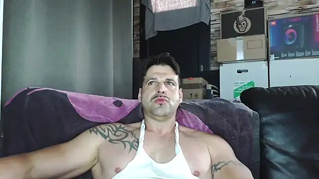 XxBigboybandxX online show from 04/04/26, 05:43