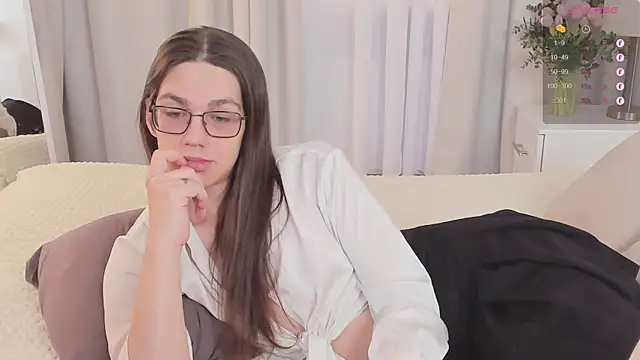 Alfreda Mills online show from 12/04/25, 10:35