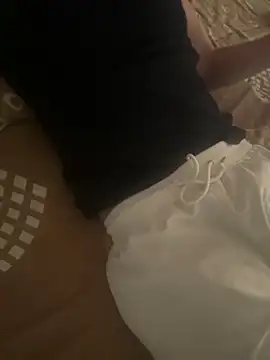 Snapshot of sxssxssxs@xh chatting on 12/05/25, 04:10 sxssxssxsxh online show from 12/05/25, 04:10