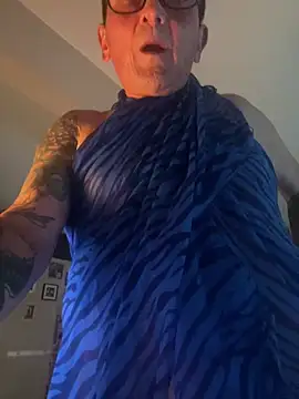 Ladyluve online show from 07/23/26, 07:50