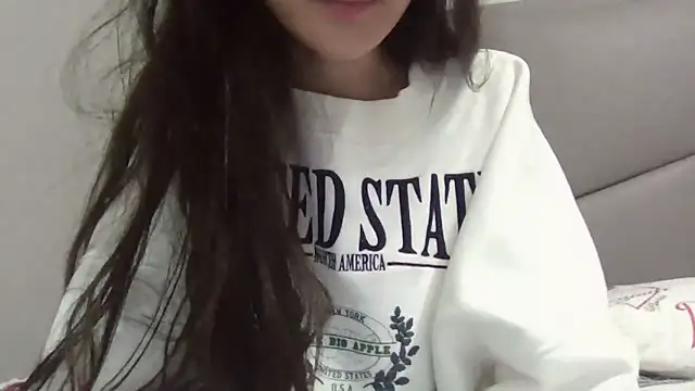 sweetiebunny22 online show from 09/09/25, 09:47