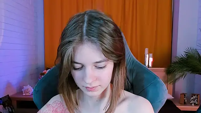 TinaDavil online show from 01/26/25, 08:23