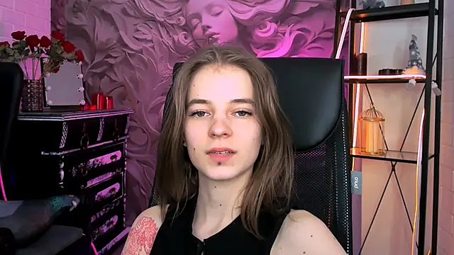 TinaDavil online show from 02/28/25, 04:10