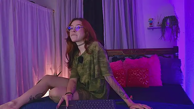 Ginger Foxy online show from 04/07/26, 11:59