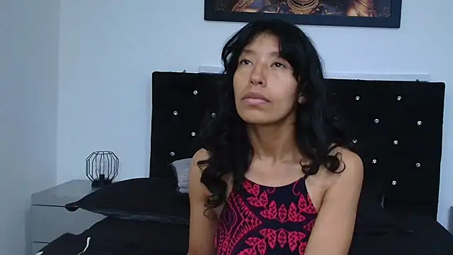 karolinee 66  online show from 04/01/26, 04:02