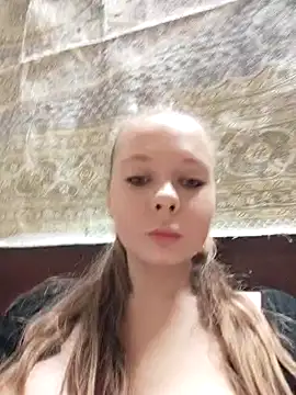 Snapshot of Ekaterina27 chatting on 02/26/26, 06:23 Ekaterina27 online show from 02/26/26, 06:23