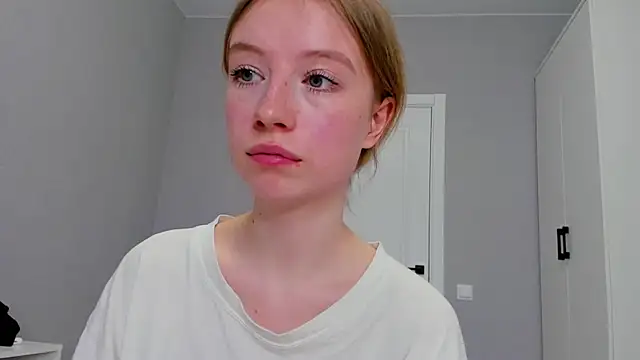 minidivaa  online show from 01/24/25, 08:11