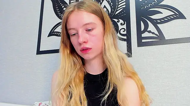 minidivaa  online show from 02/07/25, 01:22