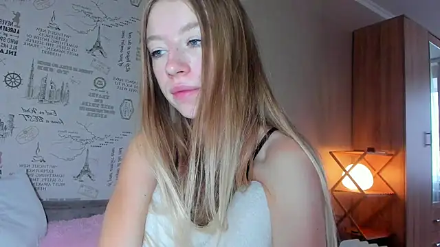 minidivaa  online show from 10/05/25, 09:40