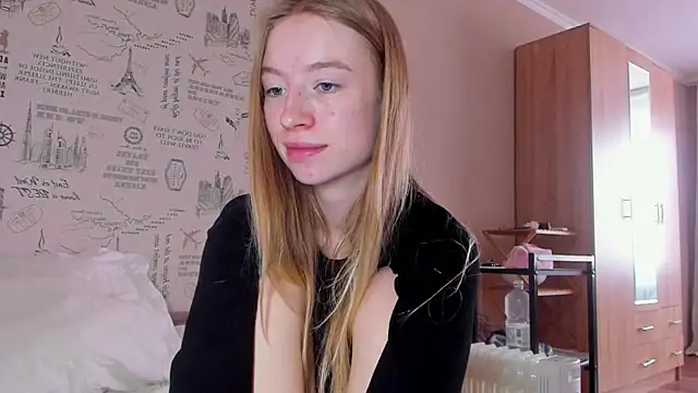 Snapshot of minidivaa_ chatting on 10/17/25, 08:50 minidivaa online show from 10/17/25, 08:50