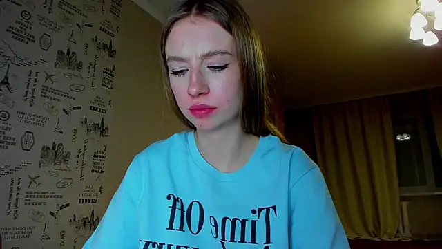 minidivaa  online show from 01/09/26, 10:44