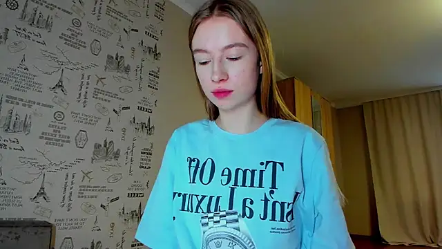 minidivaa  online show from 01/11/26, 12:43