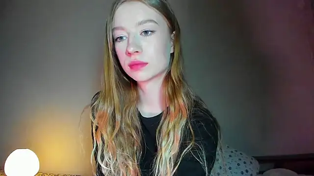 minidivaa  online show from 04/13/26, 09:31