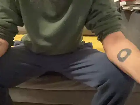 4small4inchlol online show from 01/11/26, 04:12