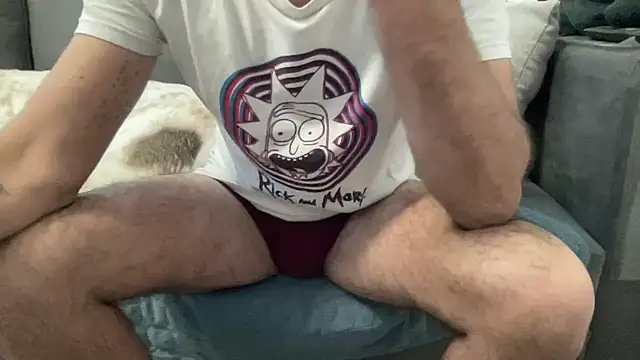 4small4inchlol online show from 05/05/26, 10:45