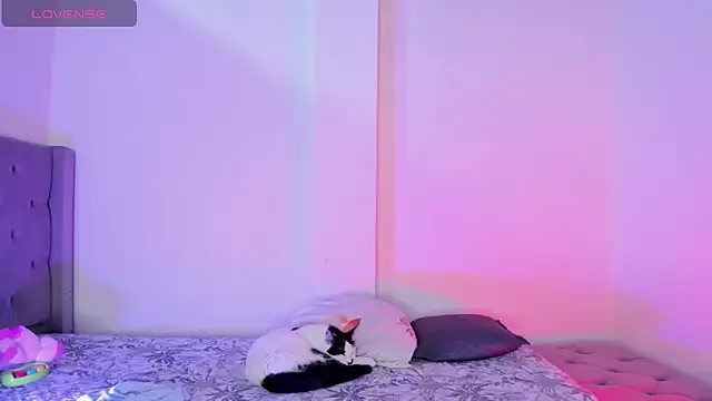 samara jonness online show from 11/27/25, 02:02