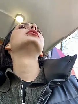 Snapshot of SandraCarter chatting on 12/22/24, 08:05 SandraCarter online show from 12/22/24, 08:05