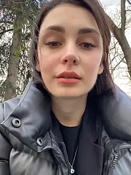 Snapshot of SandraCarter chatting on 12/23/24, 10:21 SandraCarter online show from 12/23/24, 10:21