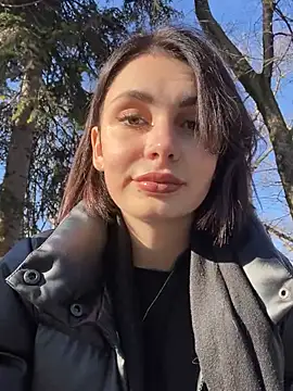 Snapshot of SandraCarter chatting on 12/31/24, 10:04 SandraCarter online show from 12/31/24, 10:04