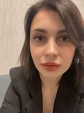 Snapshot of SandraCarter chatting on 01/04/25, 08:28 SandraCarter online show from 01/04/25, 08:28