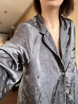 Snapshot of SandraCarter chatting on 02/05/25, 11:02 SandraCarter online show from 02/05/25, 11:02