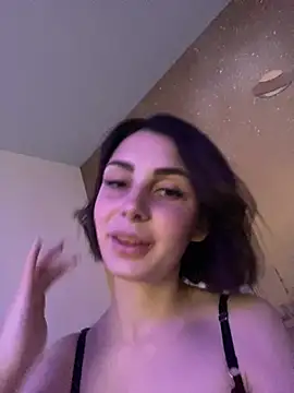 Snapshot of SandraCarter chatting on 03/07/25, 08:02 SandraCarter online show from 03/07/25, 08:02