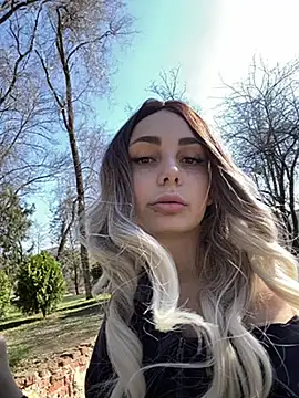 Snapshot of SandraCarter chatting on 03/07/25, 11:07 SandraCarter online show from 03/07/25, 11:07