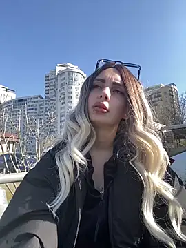 Snapshot of SandraCarter chatting on 03/09/25, 07:12 SandraCarter online show from 03/09/25, 07:12