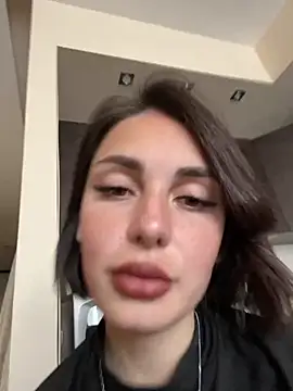 Snapshot of SandraCarter chatting on 03/19/25, 11:06 SandraCarter online show from 03/19/25, 11:06