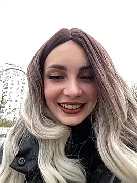 Snapshot of SandraCarter chatting on 03/21/25, 07:11 SandraCarter online show from 03/21/25, 07:11