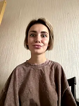 Snapshot of SandraCarter chatting on 10/06/25, 06:44 SandraCarter online show from 10/06/25, 06:44