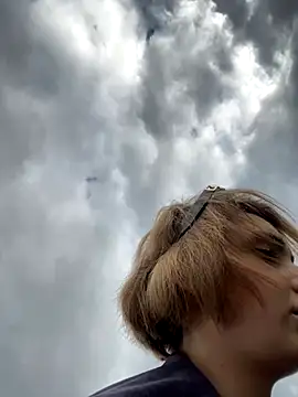 Snapshot of SandraCarter chatting on 10/25/25, 07:05 SandraCarter online show from 10/25/25, 07:05