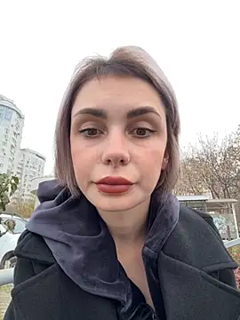 Snapshot of SandraCarter chatting on 11/10/25, 07:07 SandraCarter online show from 11/10/25, 07:07