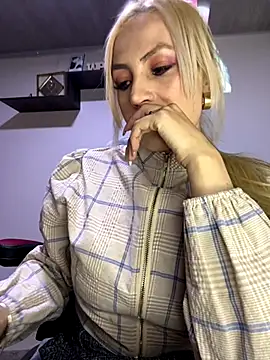 alicev kitty online show from 09/25/25, 12:42