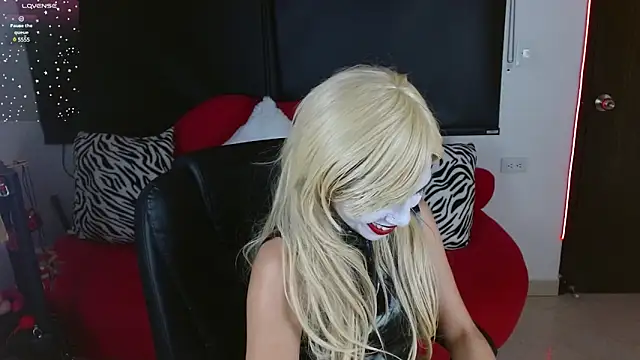 Carolaine69  online show from 01/28/25, 02:31