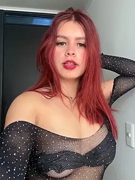 Snapshot of Isa_smeraldy chatting on 02/21/26, 02:29 Isa smeraldy online show from 02/21/26, 02:29