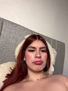 Isa smeraldy online show from 03/03/26, 06:19