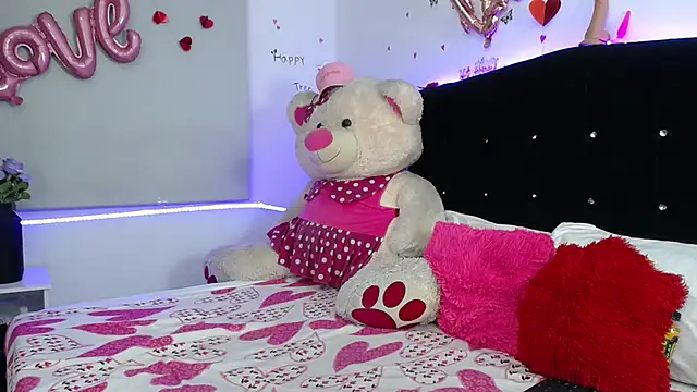 Snapshot of Daiyan_Collins chatting on 03/03/25, 01:42 Daiyan Collins online show from 03/03/25, 01:42