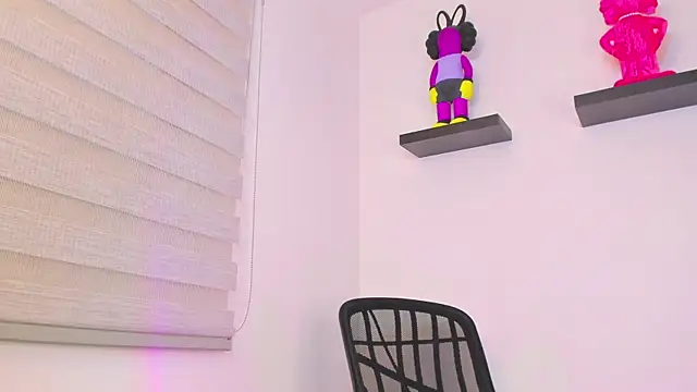 Gangster Girl online show from 12/19/24, 11:03