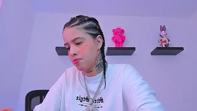 Gangster Girl online show from 02/28/25, 03:59