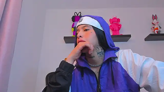 Gangster Girl online show from 03/11/25, 03:16