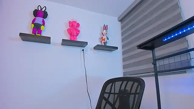 Gangster Girl online show from 11/20/25, 12:55