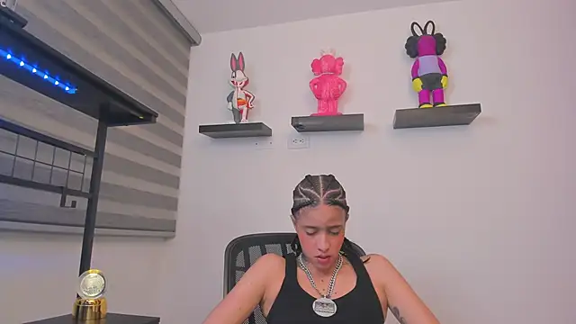Gangster Girl online show from 07/17/26, 06:20