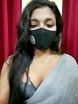 Snapshot of Myra-sen chatting on 01/17/26, 04:43 Myra-sen online show from 01/17/26, 04:43